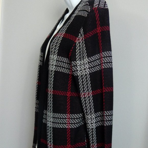 Women’s Croft & Barrow PETITE MEDIUM Essential Open Front Cardigan Black Plaid - Picture 2 of 5